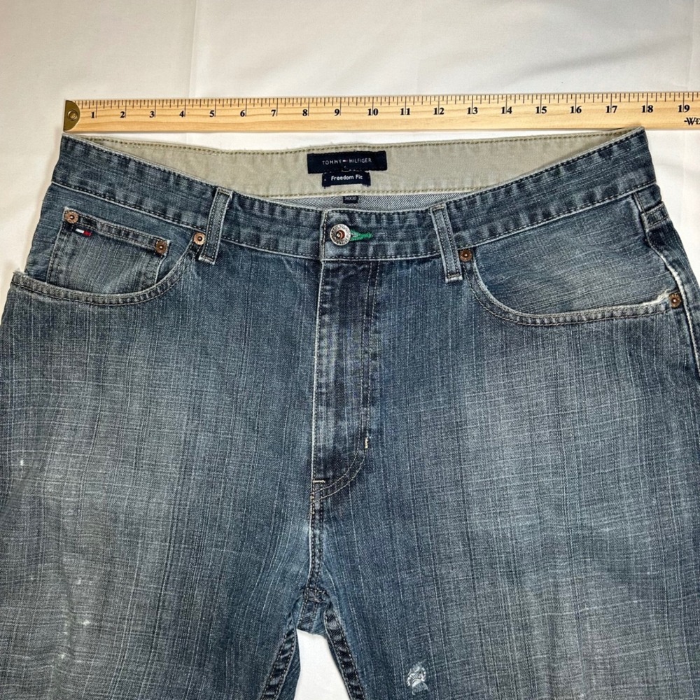 Tommy Hilfiger Freedom Fit Mens Blue Straight Leg Jeans 36x30 Medium Wash - Picture 5 of 14